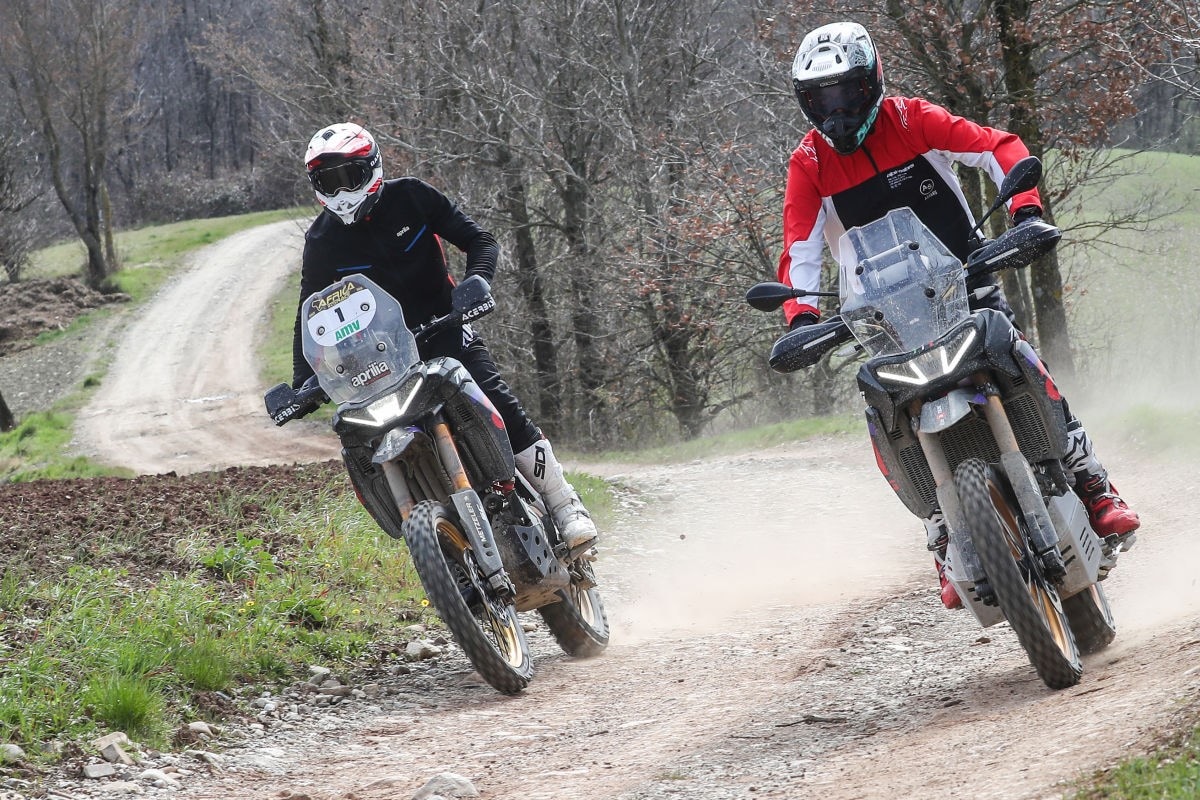 Aprilia Tuareg Rally 660: il ritorno di una leggenda, più cattiva e pronta al deserto +VIDEO+